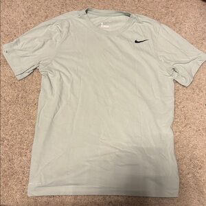 nike mens mint tshirt